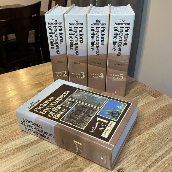 Zondervan Pictorial Encyclopedia of the Bible Volume 1-5 (1975) - Like New - Picture 3 of 16